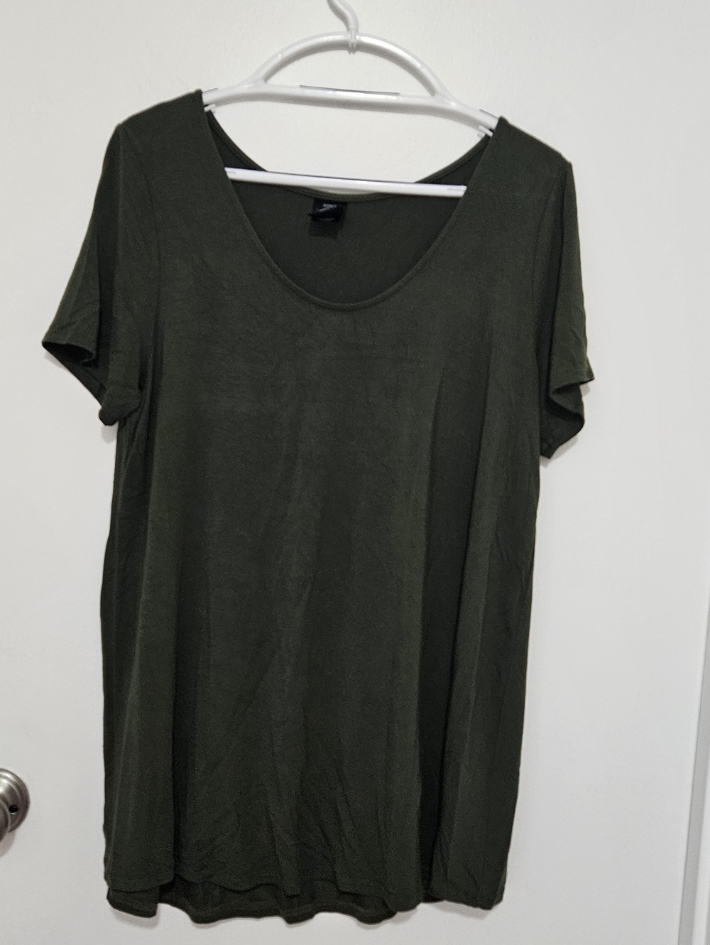 Agnes & Dora Scoop Neck Everyday Tee Short Sleeve Top - Olive Size XL